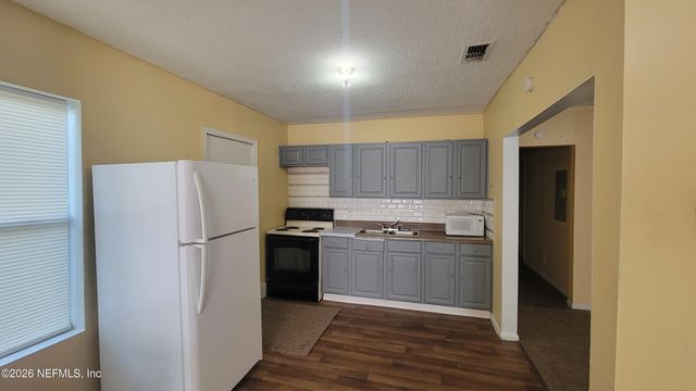 2810 VENUS Street, Jacksonville, FL 32206