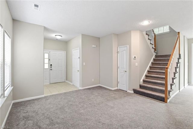 936 Ivystone WAY, Newport News, VA 23602