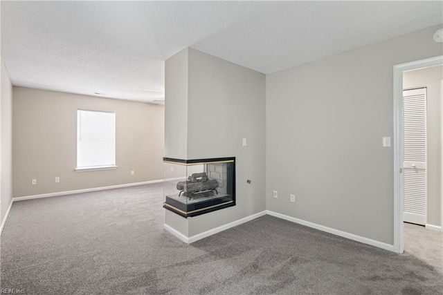 936 Ivystone WAY, Newport News, VA 23602