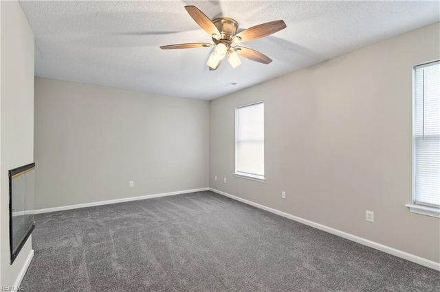 936 Ivystone WAY, Newport News, VA 23602
