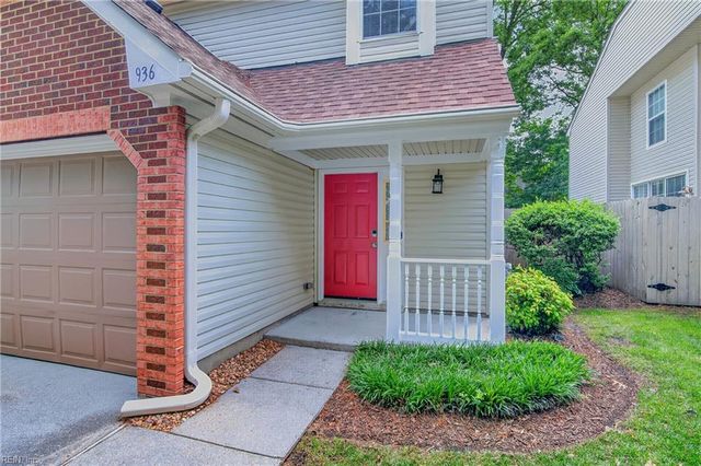 936 Ivystone WAY, Newport News, VA 23602