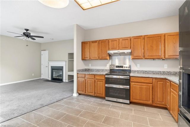 936 Ivystone WAY, Newport News, VA 23602