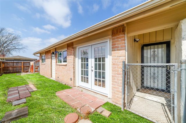 13055 High Star Drive, Houston, TX 77072