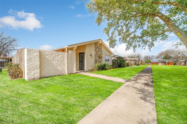 13055 High Star Drive, Houston, TX 77072