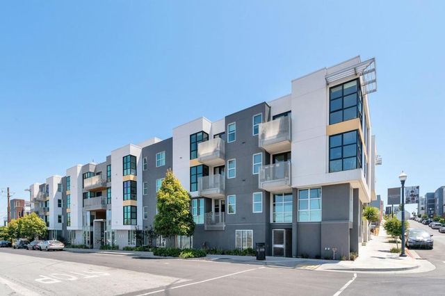 451 Donahue Street 407, San Francisco, CA 94124