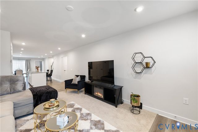 7227 Lyon Taylor Ln, New Kent, VA 23124