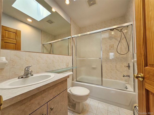 192-17 47th Avenue, Flushing, NY 11358
