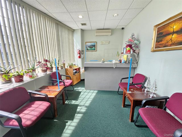 192-17 47th Avenue, Flushing, NY 11358