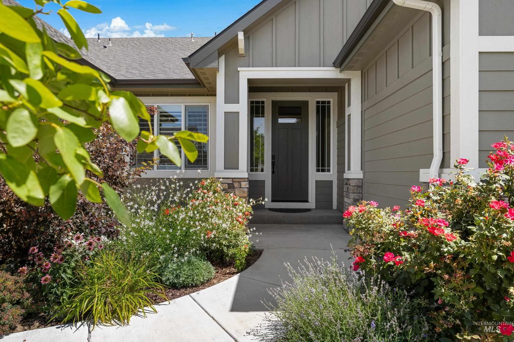 7560 S Wagons West Avenue, Boise, ID 83716