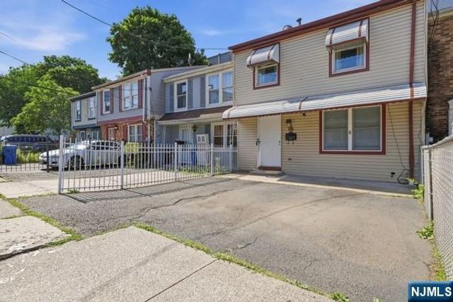142-144 Pearl, Paterson, NJ 07501