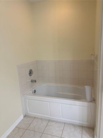 3971 SQUARE EAST LANE 8, Sarasota, FL 34238