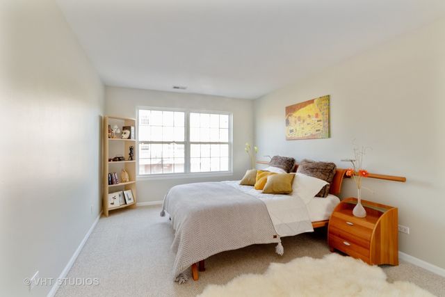 1227 Georgetown Way, Vernon Hills, IL 60061