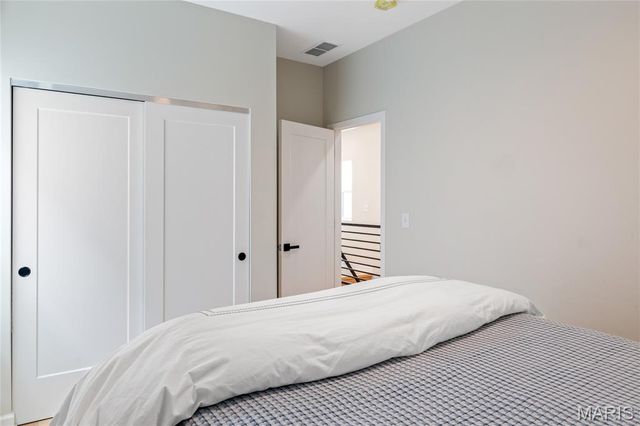 3005 Missouri Avenue, St Louis, MO 63118