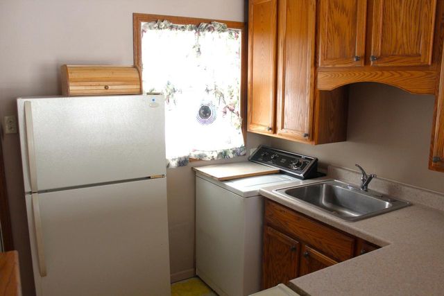 2853 S 50th STREET, Milwaukee, WI 53219