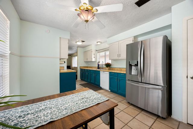 3427 Esterbrook Drive, Houston, TX 77082