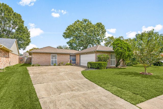 3427 Esterbrook Drive, Houston, TX 77082