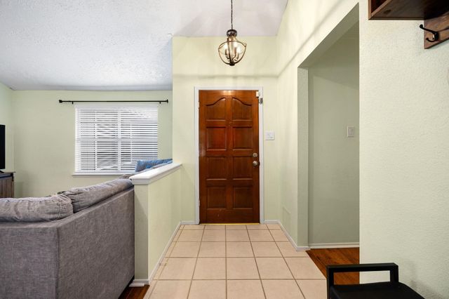 3427 Esterbrook Drive, Houston, TX 77082