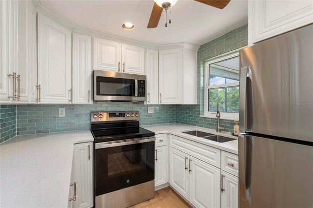 721 POMPANO TERRACE, Punta Gorda, FL 33950