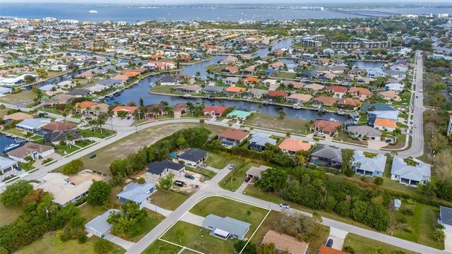 721 POMPANO TERRACE, Punta Gorda, FL 33950