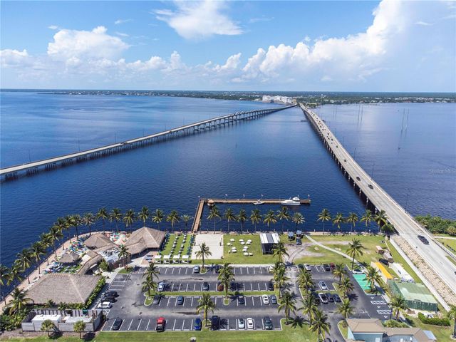 721 POMPANO TERRACE, Punta Gorda, FL 33950