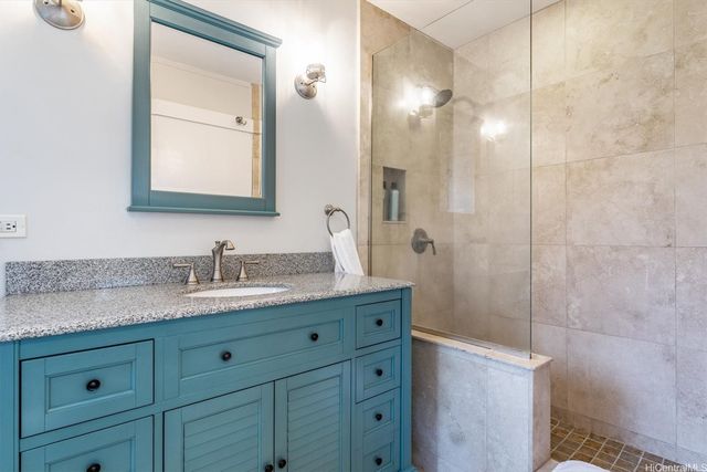 248 Pauahilani Place, Kailua, HI 96734