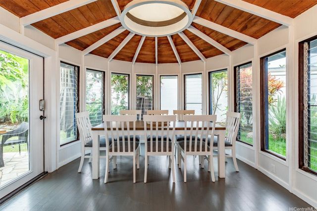 248 Pauahilani Place, Kailua, HI 96734