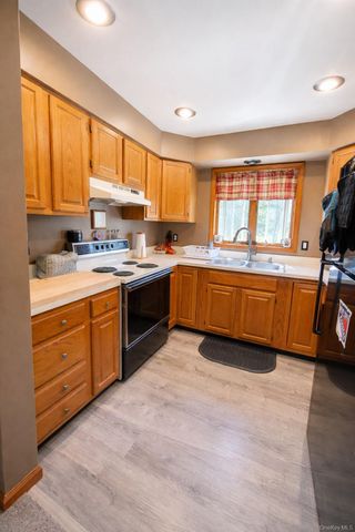 16 Dove Court, Lagrangeville, NY 12540