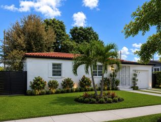 4060 SW 6th Street, Miami, FL 33134