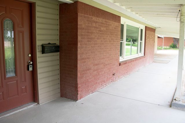 918 S Varella Street, Mexia, TX 76667