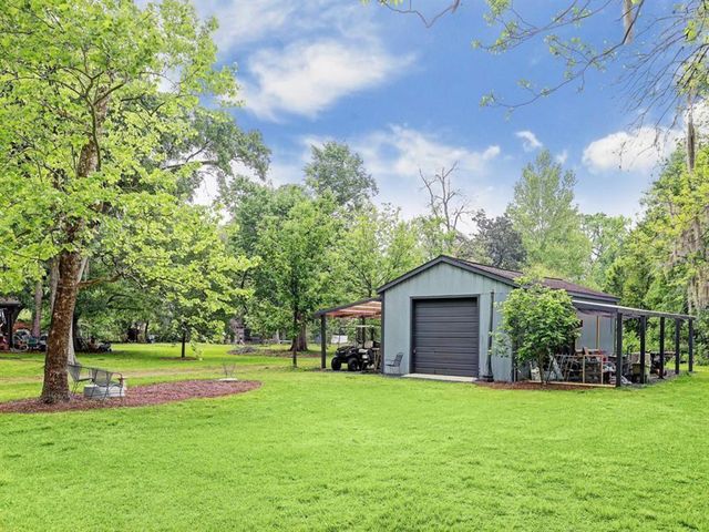 200 E Burress Street, Houston, TX 77022