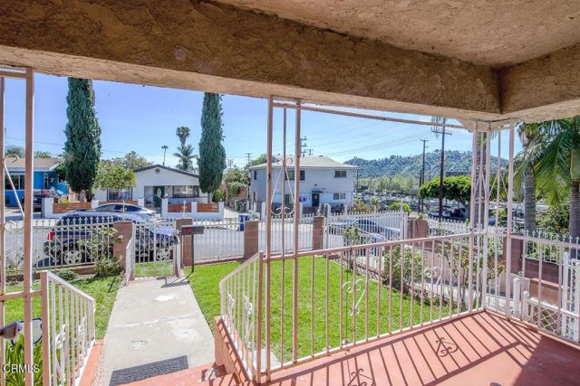 2813 Silver Street, Los Angeles, CA 90065