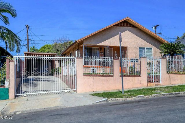 2813 Silver Street, Los Angeles, CA 90065