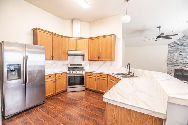 3419 S Daniel Oak Circle, Spring, TX 77389