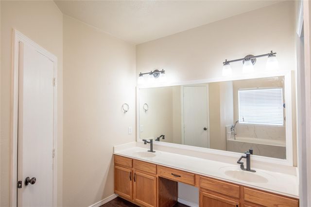 3419 S Daniel Oak Circle, Spring, TX 77389