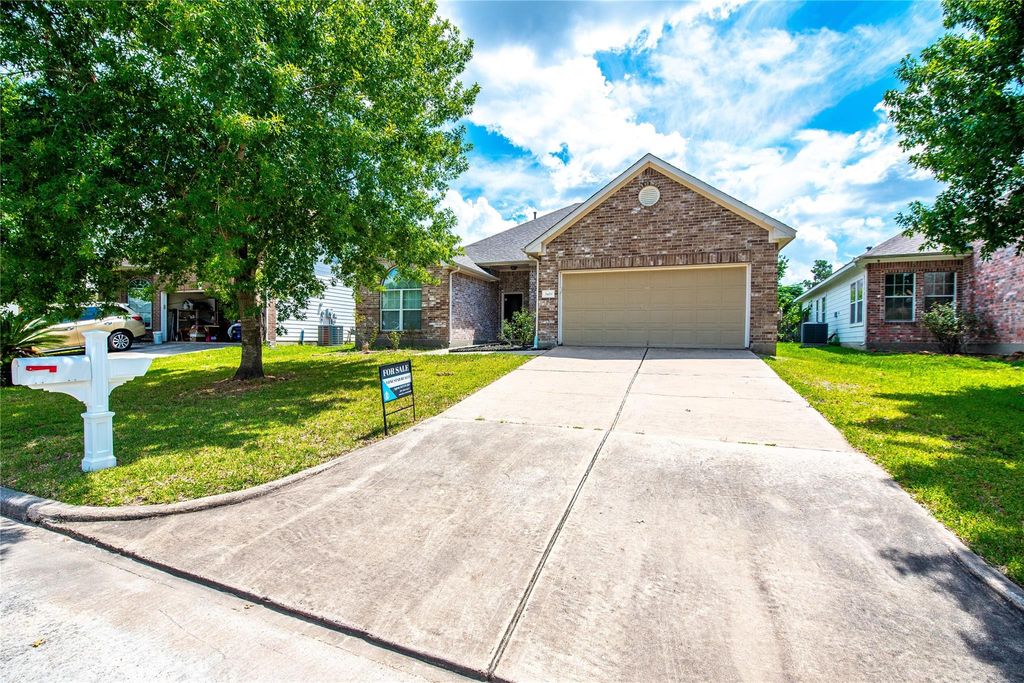 3419 S Daniel Oak Circle, Spring, TX 77389