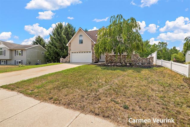 10971 Lance Avenue, Allendale, MI 49401