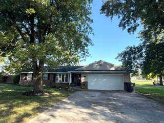 6416 W Franwood Circle, Yorktown, IN 47396