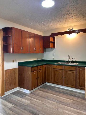 105 Old US Hwy 60, Morehead, KY 40351