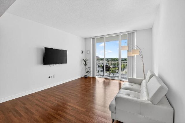 350 N Federal Highway 714, Boynton Beach, FL 33435