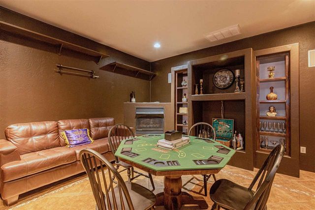 7623 Wyatt Lake Dr, Lawton, OK 73505