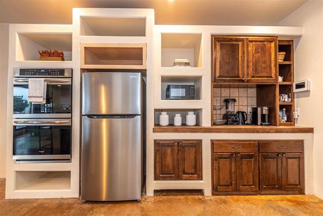 7623 Wyatt Lake Dr, Lawton, OK 73505