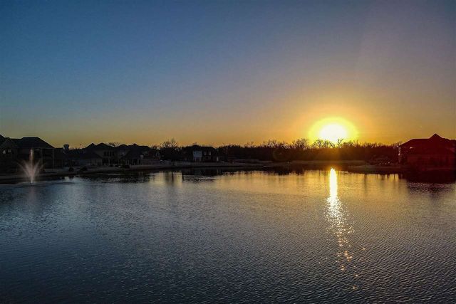 7623 Wyatt Lake Dr, Lawton, OK 73505