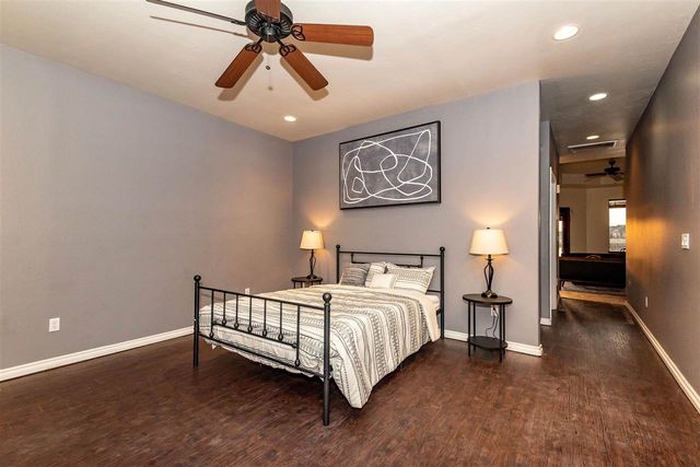 7623 Wyatt Lake Dr, Lawton, OK 73505