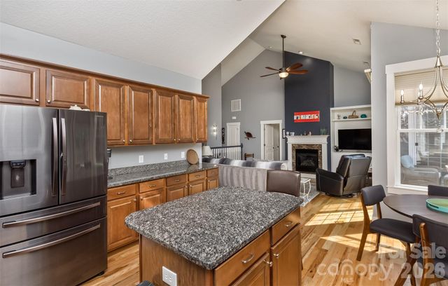 37 Creekside View Drive, Asheville, NC 28804
