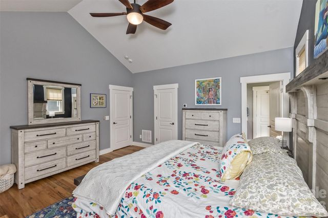 37 Creekside View Drive, Asheville, NC 28804