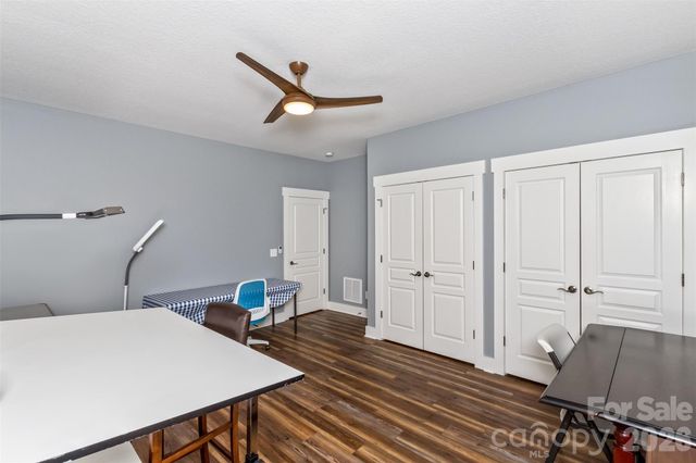 37 Creekside View Drive, Asheville, NC 28804