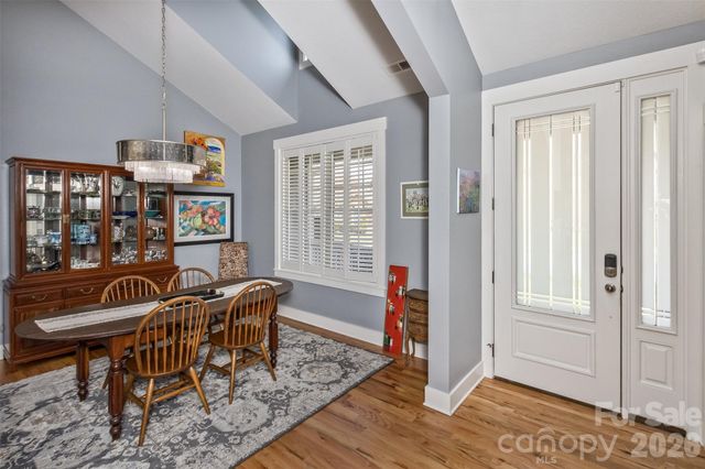 37 Creekside View Drive, Asheville, NC 28804