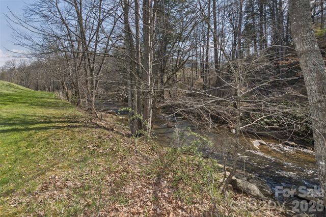 37 Creekside View Drive, Asheville, NC 28804