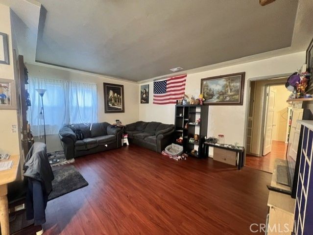 9523 Mallison, South Gate, CA 90280