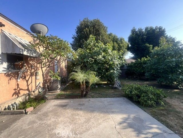 9523 Mallison, South Gate, CA 90280